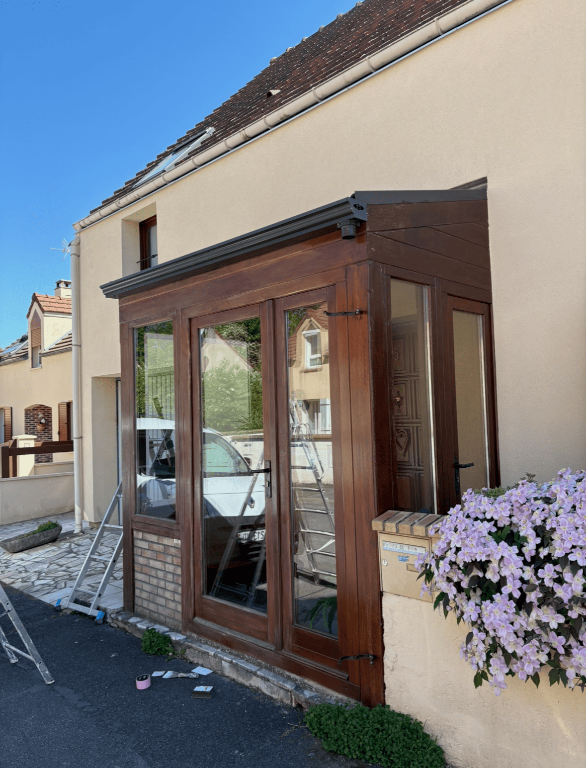 Façade après ravalement et peinture — MBS Couverture