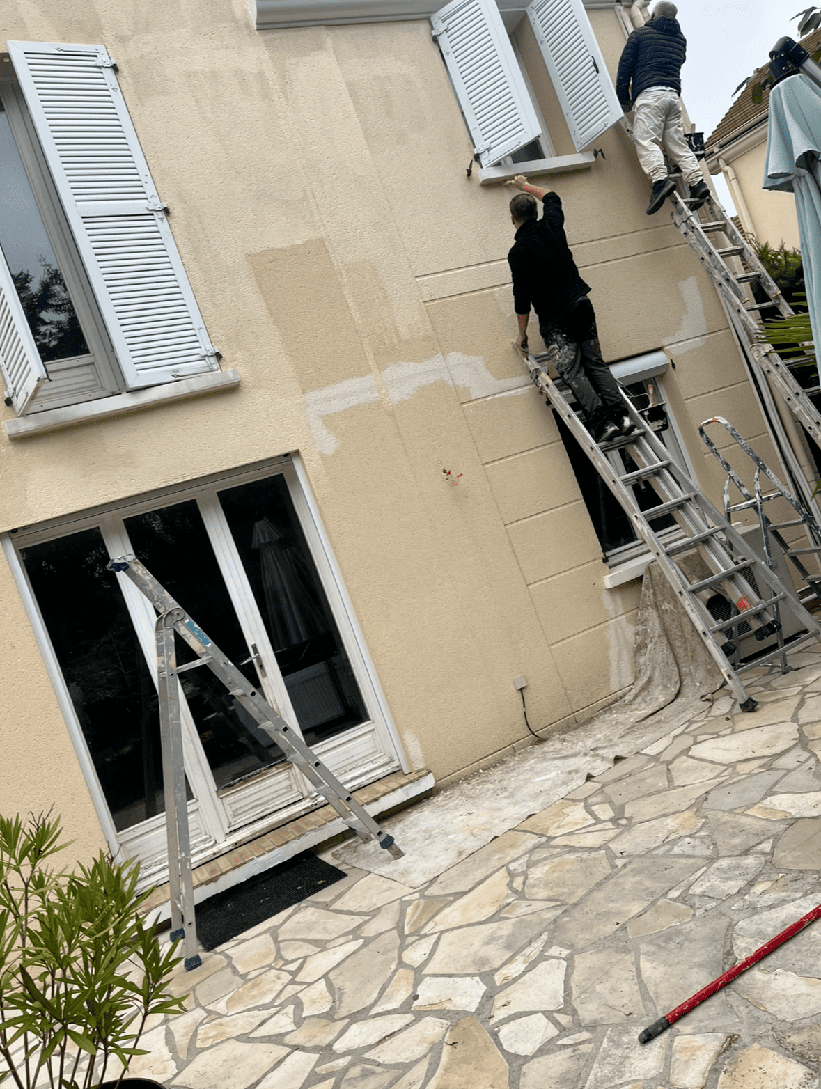 Finitions façade et peinture — réalisation MBS Couverture