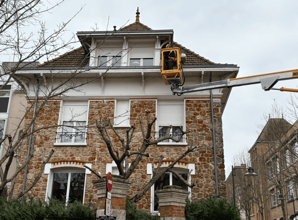 Couverture et finition de toiture — MBS Couverture